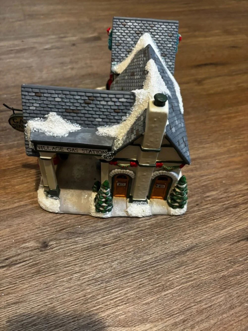 St. Nicholas Square Christmas Village light up house Gas Station